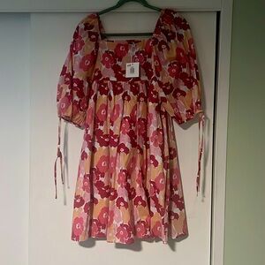 Floral dress with balloon sleeve